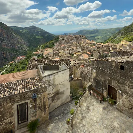 Vatra * Civita